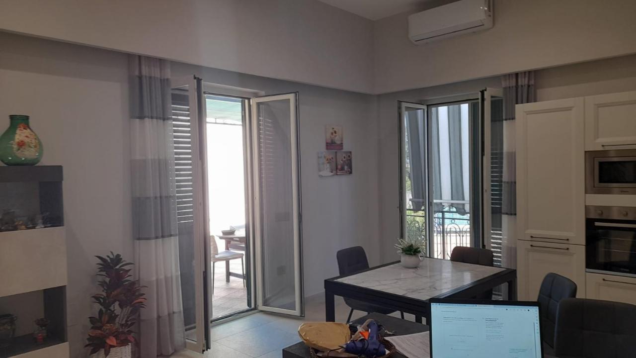 Apartamento Hibiscus Castellammare di Stabia Exterior foto